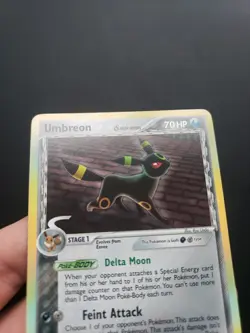 Umbreon Holo – EX Delta Species 17/113 – LP – Vintage Pokemon 2005 - Image 3