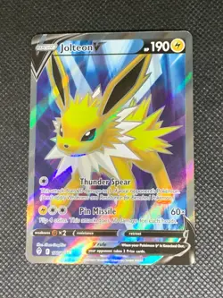 Jolteon V 177/203 - Evolving Skies Pokemon Card - NM - Image 1