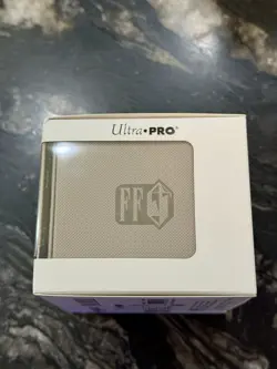 Ultra Pro MTG Final Fantasy Alcove Edge Deck Box – Cloud – In Box - Image 5