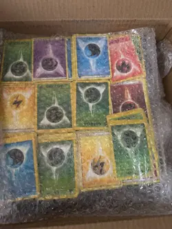4,000+ Pokemon Vintage / Modern Energy Lot! English + Japanese - All eras, NM-HP - Image 1