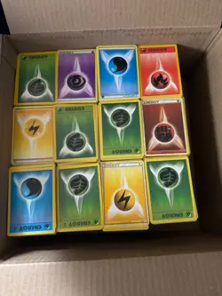 4,000+ Pokemon Vintage / Modern Energy Lot! English + Japanese - All eras, NM-HP - Image 3