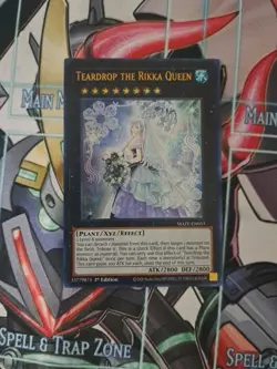 ( TEARDROP THE RIKKA QUEEN ) Ultra Rare - MAZE-EN053 - 1st NM - Yu-Gi-Oh Maze of - Image 1