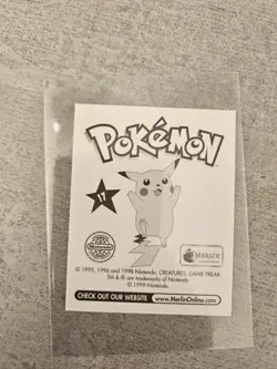 Series 1 Topps Merlin Pokemon Sticker 1999 Pidgeotto #17 Pack Fresh - Image 2