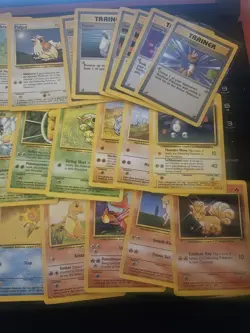 Pokemon 1999 Vintage Base Set Non-Holo Card Bundle X32 No duplicates! #1 - Image 4