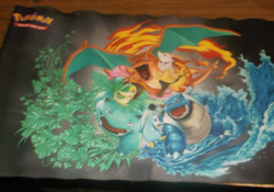 POKEMON 5 PLAY MATS LOT CHARIZARD/MEW/VENUSAUR/AND MORE - Image 4