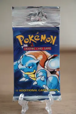 21.12g Pokemon Base Set Booster Pack Unlimited Blastoise WOTC TCG Vintage Sealed - Image 2