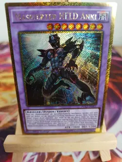 Maskierter Held Anki PGL2-DE011 Gold Rare DE NM YUGIOH - Image 1