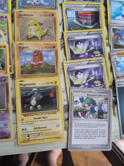Large Lot Pokemon Cards - Image 5