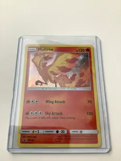 2018 Pokemon SM Black Star Promo SM143 Moltres Cosmos Holo M/NM - Image 1