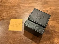 2010 ULTRA PRO Magic The Gathering BLACK Mana Flip Box Magnetic Deck Case MTG - Image 1