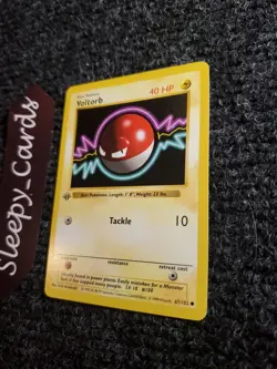 Pokemon Card Voltorb 1st Edition Shadowless 67/102 Base Set 1999 Near Mint - Image 2