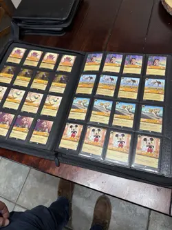 Disney Lorcana First Chapter Master Set (x4) + Cold Foil (x1) 1020 Cards Total - Image 4