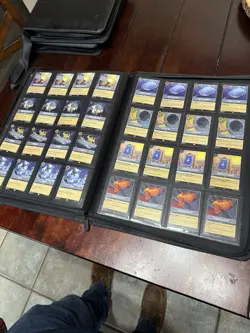 Disney Lorcana First Chapter Master Set (x4) + Cold Foil (x1) 1020 Cards Total - Image 5