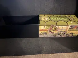 MTG - Teenage Mutant Ninja Turtles - TMNT- Card storage box. - Image 2