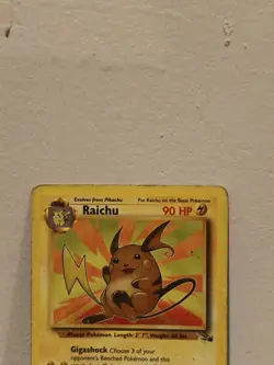 Raichu Rare Fossil 29/62 Pokemon Card TCG WOTC Vintage 1999 HP - Image 2