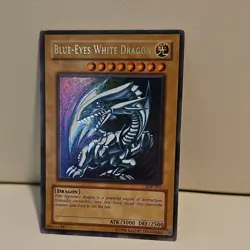 Blue-Eyes White Dragon Starter Deck Kaiba SDK-001 Ultra Rare Holo 3000/2500 Card - Image 1