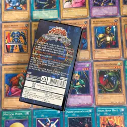 Yugioh KOREAN Dark Crisis Booster BOX Sealed - Image 2