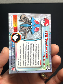 Topps Pokemon Series 1 Blue Logo 1st Print Rainbow Foil Tentacruel #73 - Image 4