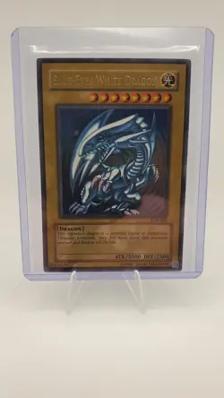 Konami Blue-Eyes White Dragon SDK-001 Kaiba Ultra Rare Holo Unlimited MP - Image 3
