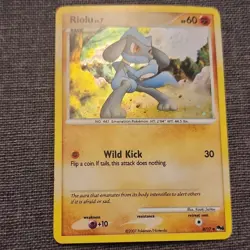 Pokemon Riolu Basic Emanation 60 HP Holo Diamond & Pearl 8/17 30 Attack TCG Card - Image 1