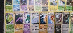 semi vintage pokemon card lot MP/DMG Holos and rares,c,un 200+ - Image 2