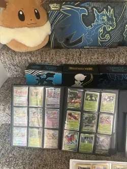 Huge Pokemon Card Collection/Card Collection 850+ NO BINDERS - Image 5