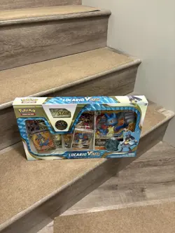 Pokemon TCG Lucario VSTAR Premium Collection 6 Packs + 1 Pin + 1 VSTAR Marker - Image 1