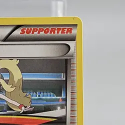 Pokemon TCG Trainer Korrina 95/111 XY Furious Fists Non Holo Card Crease - Image 4