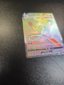 Mew VMAX 268/264 Secret Rainbow Rare Pokemon Fusion Strike - Image 3