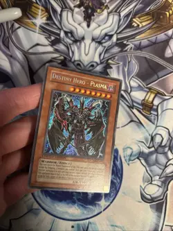 (He) Yugioh Destiny HERO - Plasma CT04-EN003 2007 Limited Edition Secret LP (2) - Image 2
