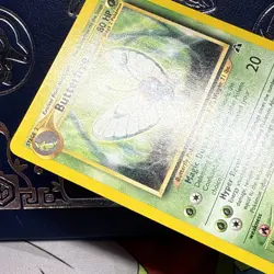 Butterfree 19/75 Pokemon Card Neo Discovery WoTC NM/M - Image 3