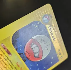 Electrode 8/147 Reverse Holo Rare Aquapolis Pokemon Card MP - Image 3