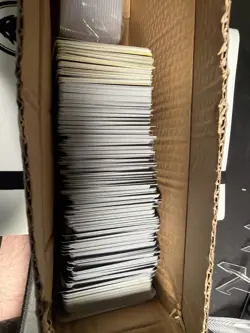 🌞🌑Pokemon Bulk Lot 800–900 Cards Mixed Sets Scarlet & Violet / Sun & Moon TCG - Image 1