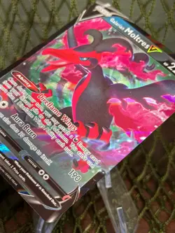GALARIAN MOLTRES V ~ 097/198 ~ Pokemon TCG: Chilling Reign - Image 3