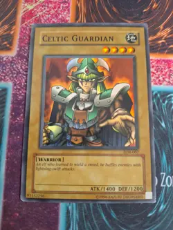 Yu-Gi-Oh! Celtic Guardian LOB-007 Wavy Super Rare OG Unlimited Lightly Played - Image 1
