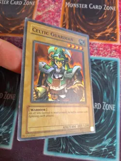 Yu-Gi-Oh! Celtic Guardian LOB-007 Wavy Super Rare OG Unlimited Lightly Played - Image 2