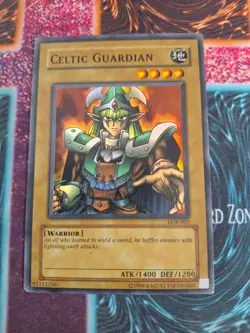 Yu-Gi-Oh! Celtic Guardian LOB-007 Wavy Super Rare OG Unlimited Lightly Played - Image 4