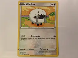 Italian Wooloo Fusion Strike 222/264 Pokemon TCG Card Regular Common Italy - Image 1
