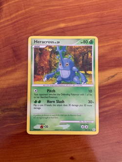 Pokemon TCG Heracross 28/130 Diamond & Pearl Common Card (LP/MP) - Image 1