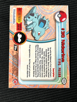 Pokemon - Nidorina #30 Series 1 1998 Topps - Holo Rare - MP Black Logo - Image 2