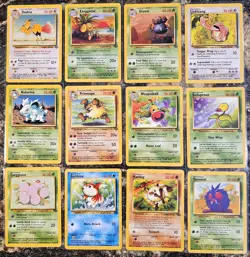 Pokemon 1999 Jungle 12 Common and Uncommon Cards NM or Better - Image 1