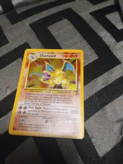 Pokemon TCG Charizard Base Set 4/102 Holo Unlimited Holo Rare - Image 3