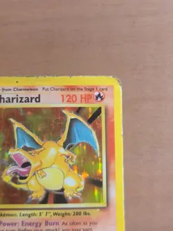 Pokemon Charizard Base Set Holo Rare Card 4/102 Vintage - Image 3