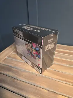 Pokemon TCG Sword and Shield Evolving Skies Elite Trainer Box ETB Sealed - Image 4