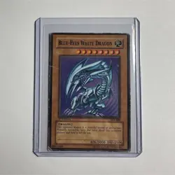 Yugioh, Blue-Eyes White Dragon, 1st edition SDK-001, 89631139 - Image 1