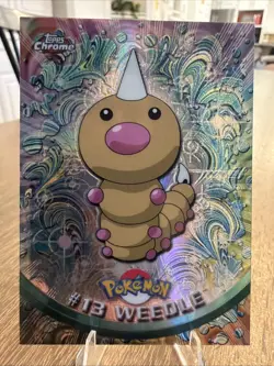 Pokemon 2000 Topps Chrome Weedle Spectra #13 NM/MT Condition - Image 1