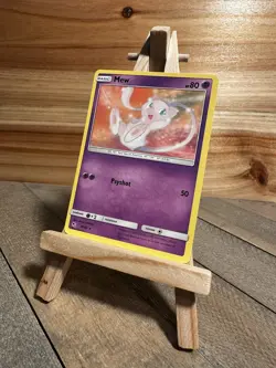 Pokemon Hidden Fates Rare Mew #32/68 NM - Image 1