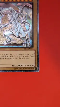 Blue-Eyes White Dragon (UTR) 1996 YSKR-EN001 Kaiba Reloaded 1st Edition - Image 4