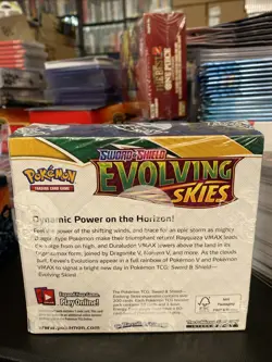 Pokemon TCG Sword & Shield Evolving Skies Booster Box New Sealed With Acrylic - Image 4