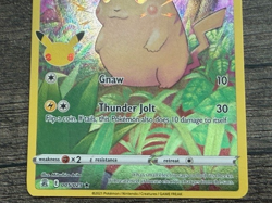 POKEMON FULL ART PIKACHU 005/025 RARE CELEBRATIONS 2021 LP-NM + ARCEUS SLEEVE - Image 3